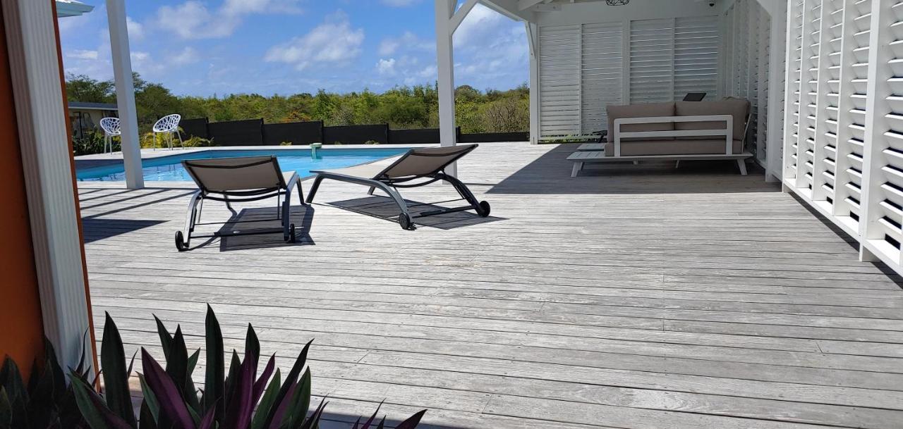 Villa Fleur De Goyave - Tres Bien Ventilee - Vue Degagee Saint-Francois  Bagian luar foto