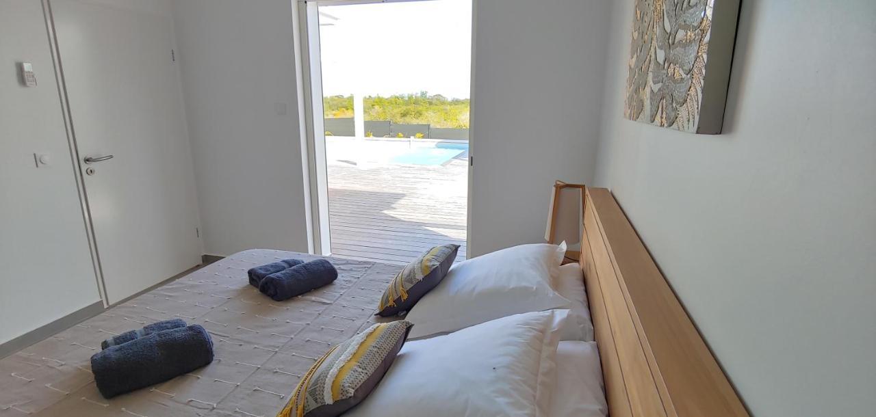 Villa Fleur De Goyave - Tres Bien Ventilee - Vue Degagee Saint-Francois  Bagian luar foto