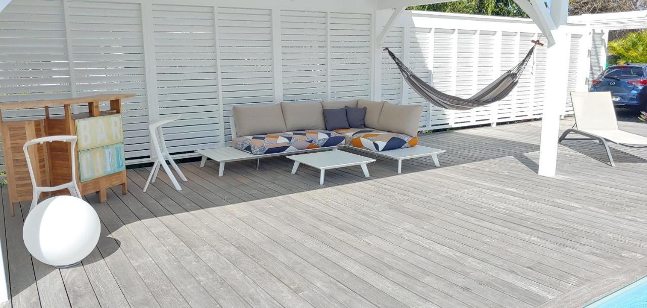 Villa Fleur De Goyave - Tres Bien Ventilee - Vue Degagee Saint-Francois  Bagian luar foto
